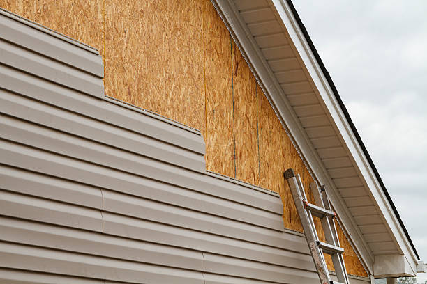 24/7 Emergency Storm Damage Siding Repair experts in Quincy, MA